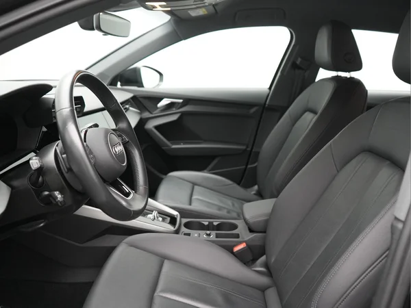 AUDI A3 Sportback PHEV (2022) — foto 2 van 29