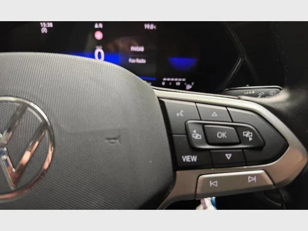 Volkswagen T-Cross (2023) — foto 8 van 27