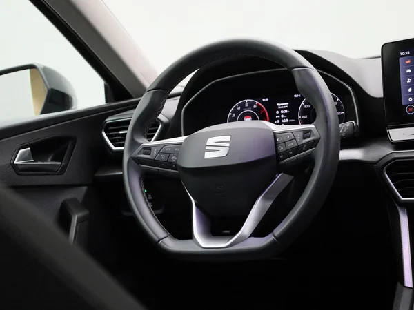 SEAT Leon (2023) — foto 29 van 38