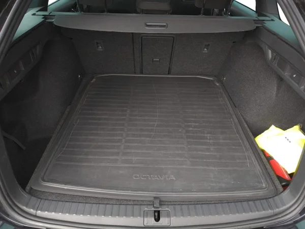 SKODA Octavia Combi Dsl (2025) — foto 25 van 31