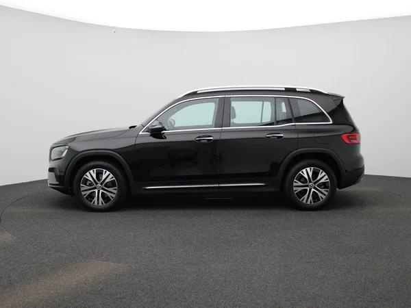 Mercedes-Benz GLB (2025) — foto 34 van 50