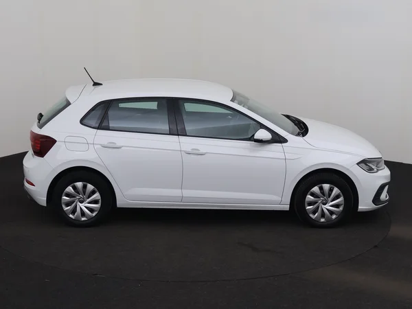 VOLKSWAGEN Polo (2021) — foto 23 van 27