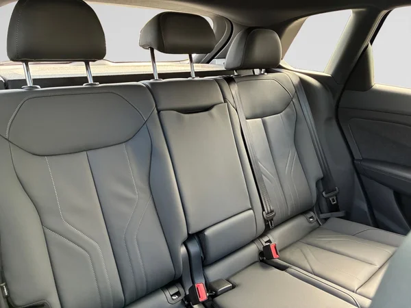 AUDI Q3 SUV (2025) — foto 8 van 17