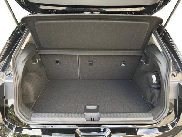 VOLKSWAGEN ID.Polo (2026) — foto 14 van 24