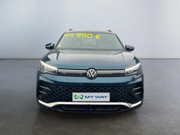 VOLKSWAGEN Tiguan Dsl (2024) — foto 18 van 24