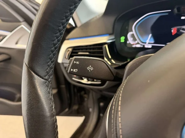 BMW 5 Serie (2022) — foto 14 van 25