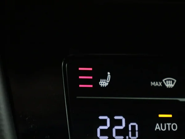 Volkswagen Passat (2024) — foto 15 van 42