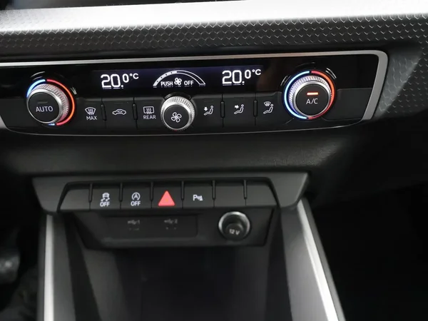 Audi A1 Sportback (2022) — foto 17 van 28