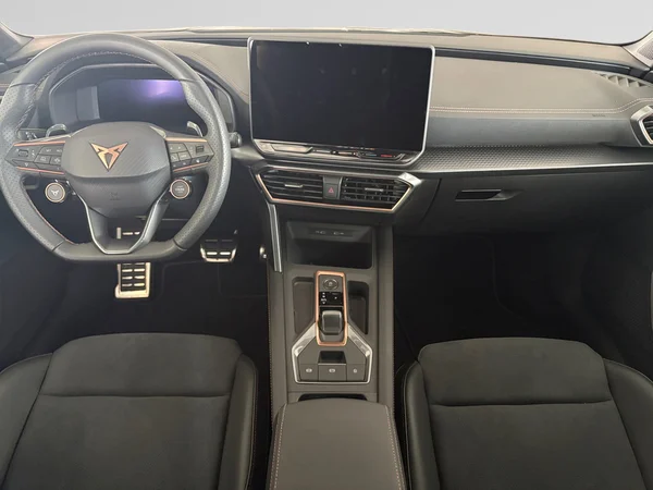 CUPRA Leon ST e-Hybrid (PHEV) (2026) — foto 21 van 23