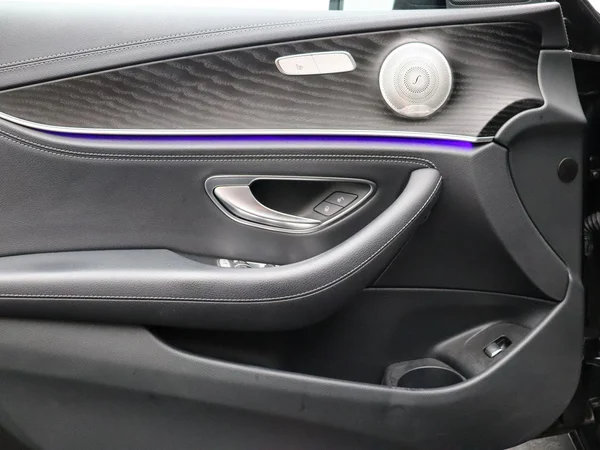 Mercedes-Benz E-Klasse (2022) — foto 4 van 33