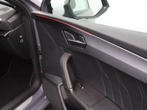 CUPRA Leon ST e-Hybrid (PHEV) (2024) — foto 7 van 31