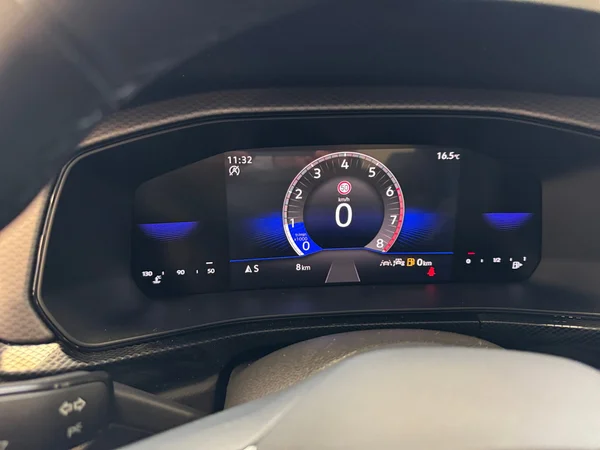 VOLKSWAGEN T-Cross (2025) — foto 2 van 20