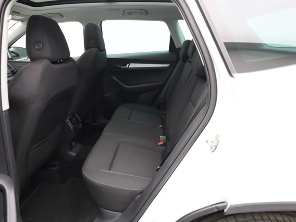 SKODA Karoq (2024) — foto 20 van 20