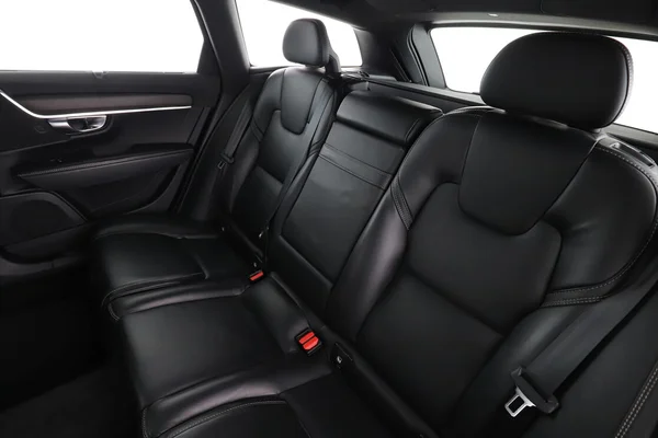 Volvo V90 (2017) — foto 5 van 16