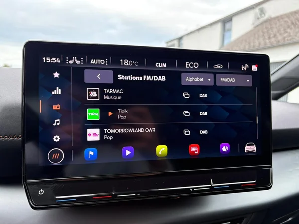 CUPRA Born (2023) — foto 3 van 18