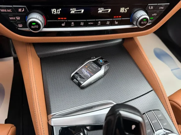 Bmw 530 (2022) — foto 17 van 33