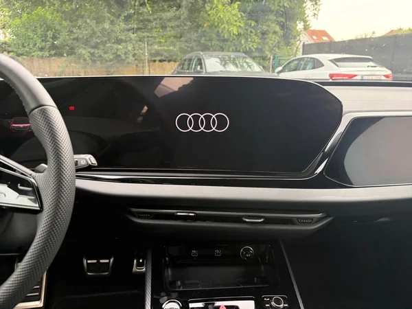 AUDI A5 Avant e-hybrid (PHEV) (2026) — foto 10 van 11