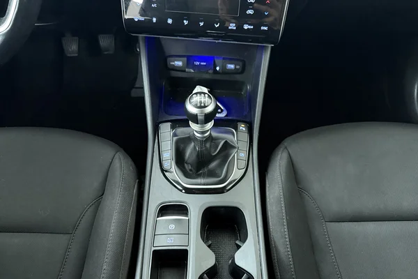 Hyundai Tucson (2021) — foto 4 van 21
