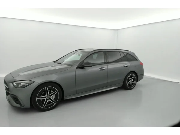 MERCEDES-BENZ C Break (2022) — foto 6 van 36