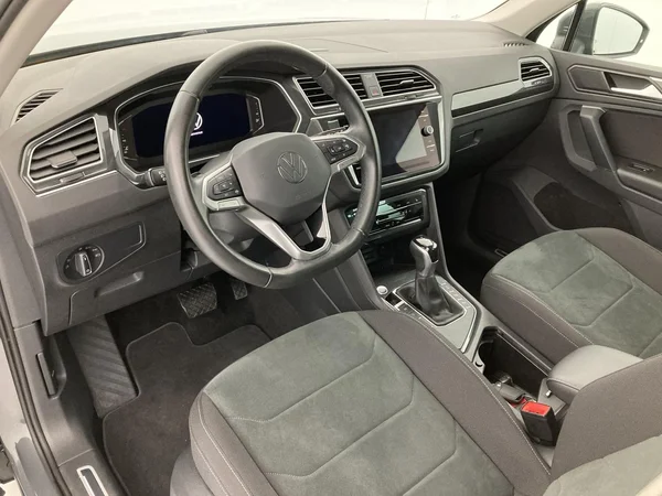 VOLKSWAGEN Tiguan Dsl (2022) — foto 34 van 36
