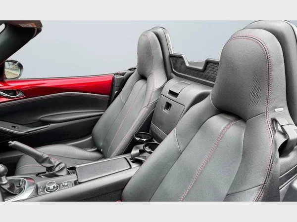 Mazda MX-5 (2020) — foto 2 van 27