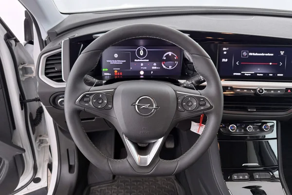 Opel Grandland (2024) — foto 14 van 26