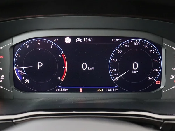 VOLKSWAGEN Touran (2025) — foto 5 van 20