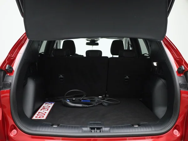 Ford Kuga (2022) — foto 6 van 38