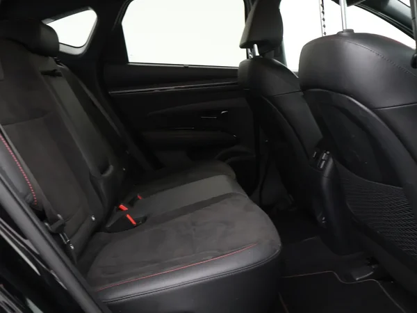 Hyundai Tucson (2022) — foto 2 van 25