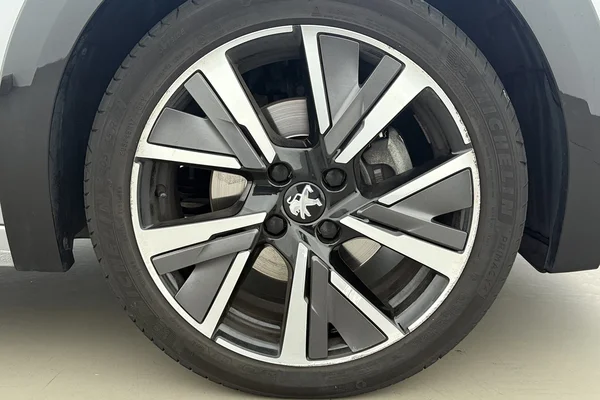 Peugeot 208 (2021) — foto 11 van 22