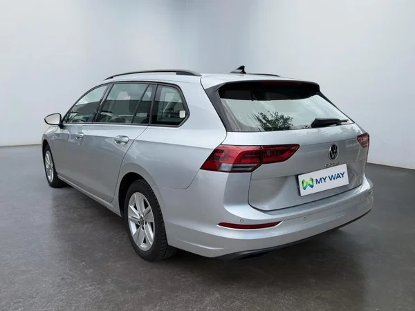VOLKSWAGEN Golf Variant VIII Dsl (2022) — foto 27 van 29