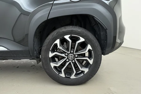 Toyota Yaris Cross Hybrid (HEV) (2025) — foto 15 van 18