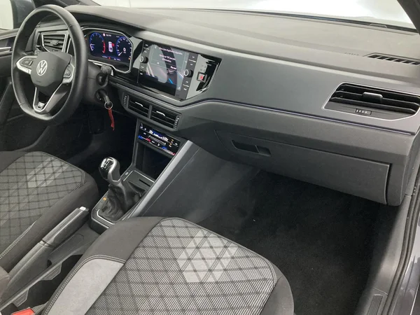 VOLKSWAGEN Taigo (2025) — foto 28 van 36