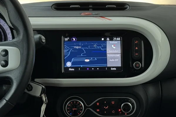 Renault E-Twingo (2020) — foto 3 van 21