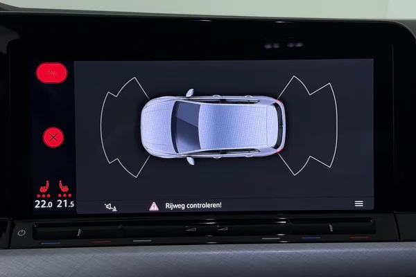 Volkswagen Golf VIII (2023) — foto 9 van 20