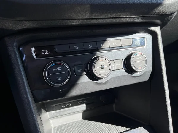 VOLKSWAGEN Tiguan Allspace Dsl (2020) — foto 8 van 22