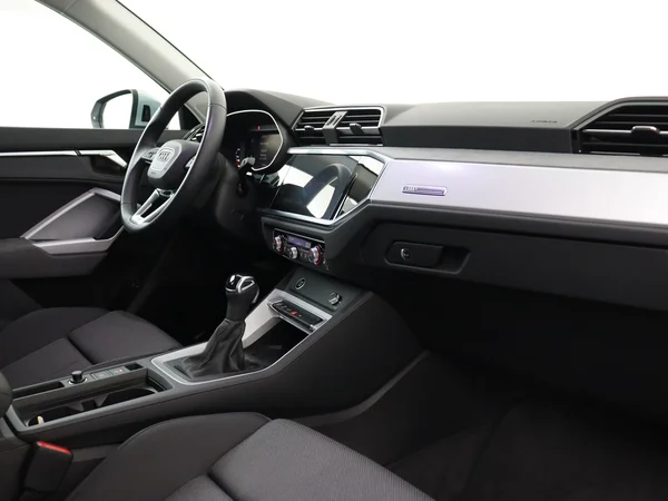 AUDI Q3 (2023) — foto 3 van 28