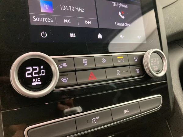 RENAULT Mégane SW Phase II (2023) — foto 14 van 34