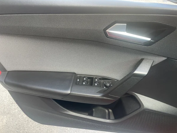 SEAT Leon ST (2023) — foto 7 van 21
