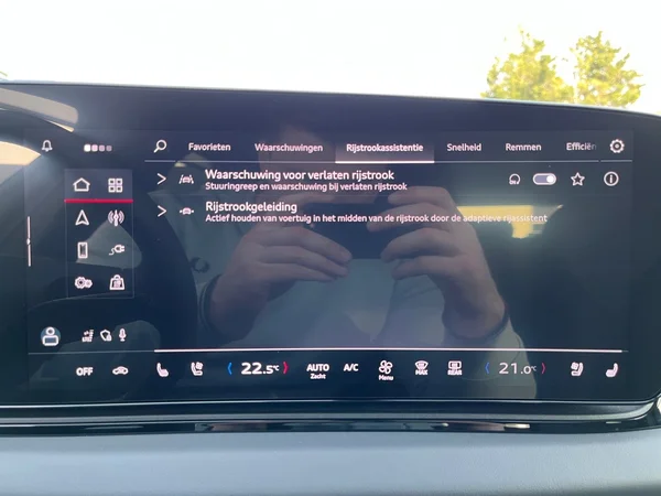 AUDI A6 Avant e-tron (2025) — foto 6 van 22