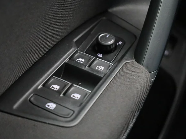 Volkswagen Tiguan (2024) — foto 30 van 43