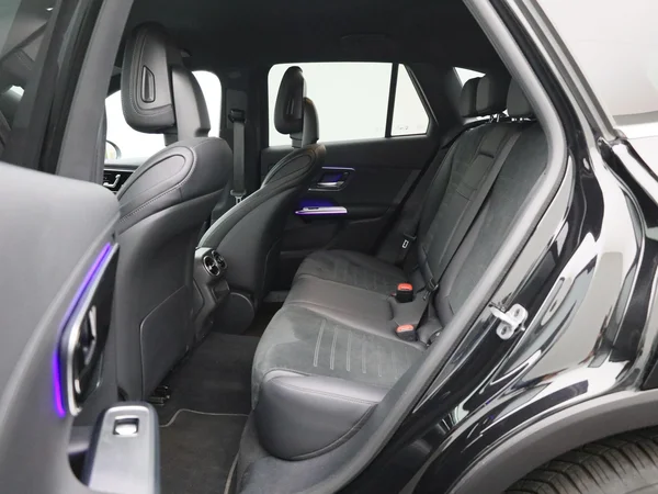 Mercedes-Benz GLC (2025) — foto 3 van 46