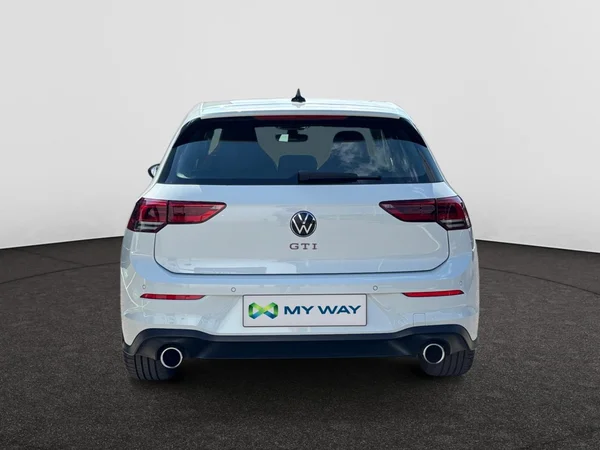 VOLKSWAGEN Golf VIII GTI (2024) — foto 19 van 24