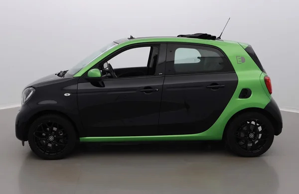 Smart Forfour Electric Drive (2019) — foto 12 van 47