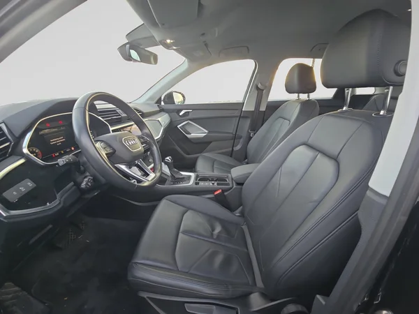 AUDI Q3 (2023) — foto 19 van 24