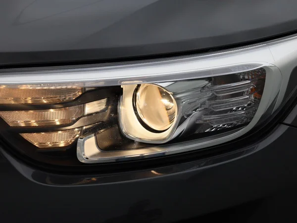 Kia Stonic (2023) — foto 8 van 35