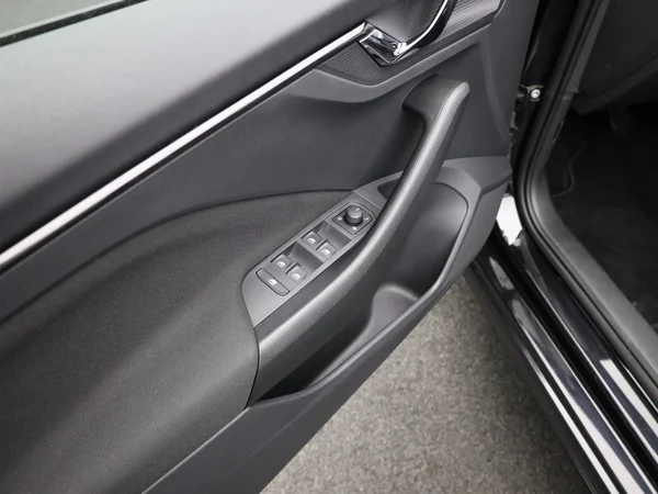 SKODA Kamiq (2020) — foto 8 van 20