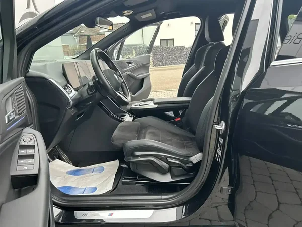 Bmw 218 (2022) — foto 18 van 20