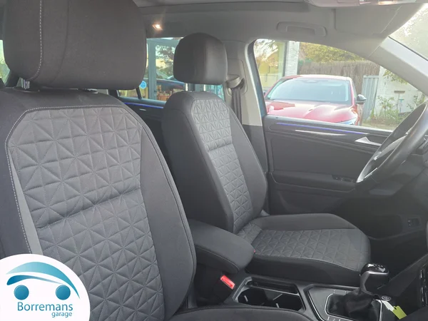 Volkswagen Tiguan (2023) — foto 6 van 40