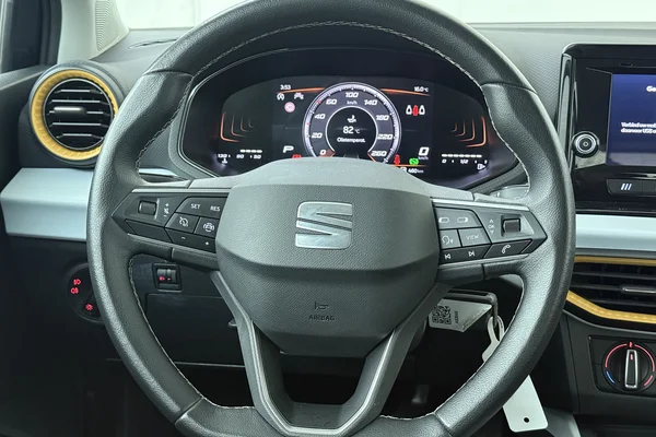 Seat Arona (2025) — foto 2 van 18